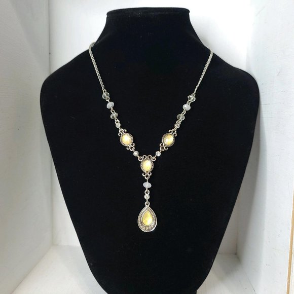 **SALE** 3/20.00 VTG. AVON IRIDESCENT RHINESTONE SILVER TONE BEADED NECKLACE